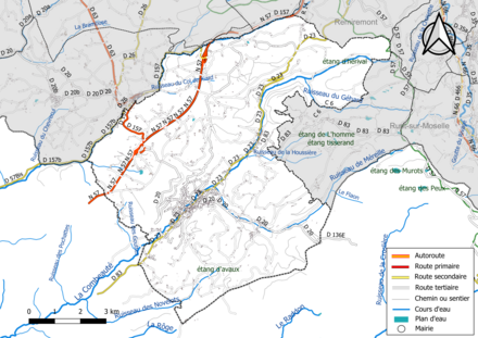 Carte en couleur présentant le réseau hydrographique de la commune