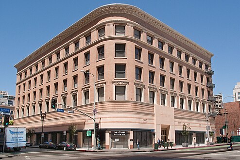 Douglas Building (1899– ), NW corner