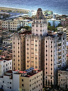 Lopez Serrano Building in Havana, Cuba (1932)
