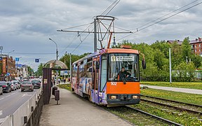 AKSM-60102 tram