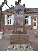 Le monument aux morts.