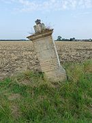 Ruine de calvaire chemin de Commère.