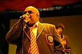 Colour photograph of Gnarls Barkley performing live in 2007.