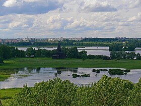 Вид на озеро с колокольни Юрьева монастыря