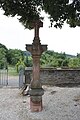 Altes Missionskreuz auf dem Lösnicher Friedhof ohne Jahresangabe.