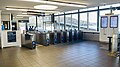 Ticket barriers and service indicators on the concourse