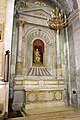 Altare della Madonna con statua lignea di Stefano Lamberti