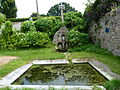 Calvaire-fontaine de Plésidy.