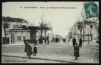 La place de la Boule et la rue Gambetta.