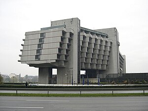 L'ancien Hotel Forum à Cracovie (Pologne).