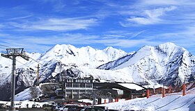 Vue aérienne de la station.