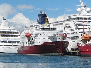 MS Polar Star i Ushuaia, december 2007.