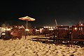 La spiaggia di notte.