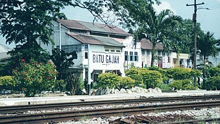 Signboard at the old Batu Gajah Railway Station in 2002.