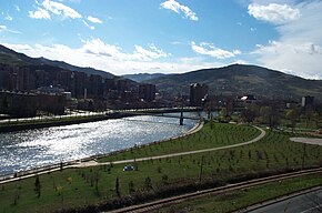 Zeica'nın içine doğru akan Bosna Nehri