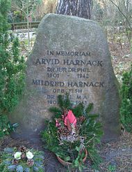 Memorial stone at Friedhof Zehlendorf at 33 Onkel-Tom-Strasse, Berlin-Zehlendorf