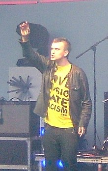 McClure performing with Reverend and the Makers in 2008