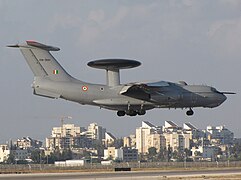 Un Beriev A-50 indien équipé d'un EL/M-2090.