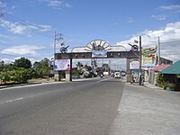 Bulacan Welcome Arch (Santa Cruz)
