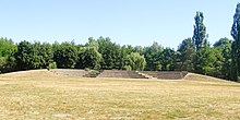 la butte dans le parc du moulin Liron