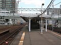 Imamiyaebisu Station platform in August 2012