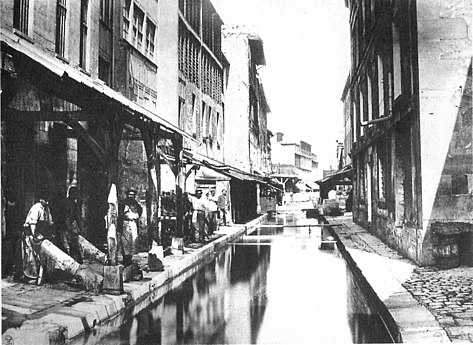 Tanneries sur la Bièvre, fin XIXe siècle (photo Charles Marville).