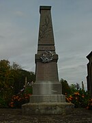 Le monument aux morts de Fresnes-Tilloloy.