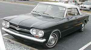 Chevrolet Corvair Monza 900 Conversível de 1964, vista dianteira