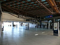 Le hall de la gare.