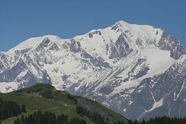 Le massif du Mont-Blanc, vue des Saisies.