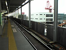 小田急線ホーム（旧下りホーム）（2005年6月）