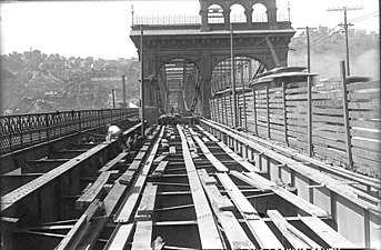 The bridge in 1911, during the second widening