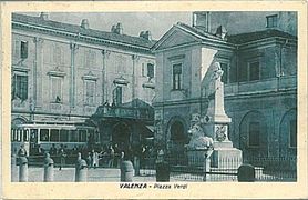 Piazza Giuseppe Verdi, lungo corso Garibaldi (cartolina d'epoca)