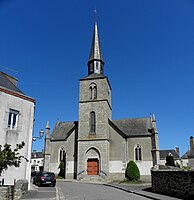 Façade occidentale de l'église Saint-Georges.