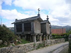 Espigueiros em Parada