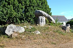 Image illustrative de l’article Dolmen de Menez Goarem ar Feunteun