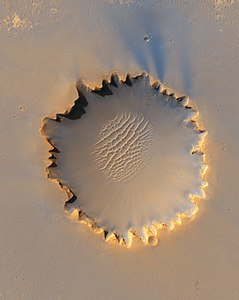 Victoria crater, by NASA/JPL/University of Arizona