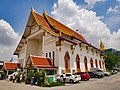 Wat Kaew Fah Chulamanee the temple by the Chao Phraya River