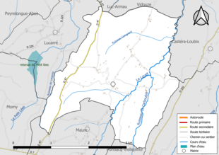 Carte en couleur présentant le réseau hydrographique de la commune