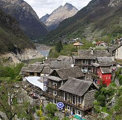 Vue de Vogorno.