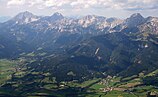 Blick auf die Haller Mauern aus Südosten