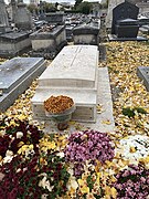 Tombe de Louis-Étienne Saint-Denis (1788-1856) au cimetière de Sens.