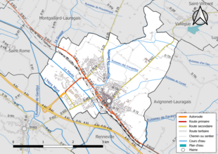 Carte en couleur présentant le réseau hydrographique de la commune