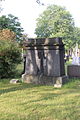 Pietra tombale di Adrien Hébert, cimitero di Notre-Dame-des-Neiges (N463), Montreal.