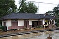 位于素艾哥洛主线和基里拉塔尼空线的班童坡站（英语：Ban Thung Pho Junction Railway Station）