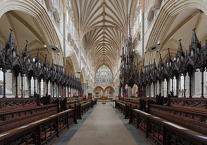 Choir of Exeter Cathedral, by Diliff