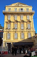 Palais Ribotti-Cais di Pierlas, au n° 1 de la place Charles-Félix (au fond du cours Saleya), quartier du Vieux-Nice à Nice.