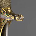 Tiger's head at the quillon of Ghazi-ud-Din Haidar Shah's sword.