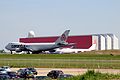 Les nouveaux hangars de gestion de Cargolux avec l'un de leurs Boeing 747 au premier plan.