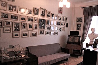 Interior cabinet. On the wall are photos of famous artists of Azerbaijan and famous musicians of the world